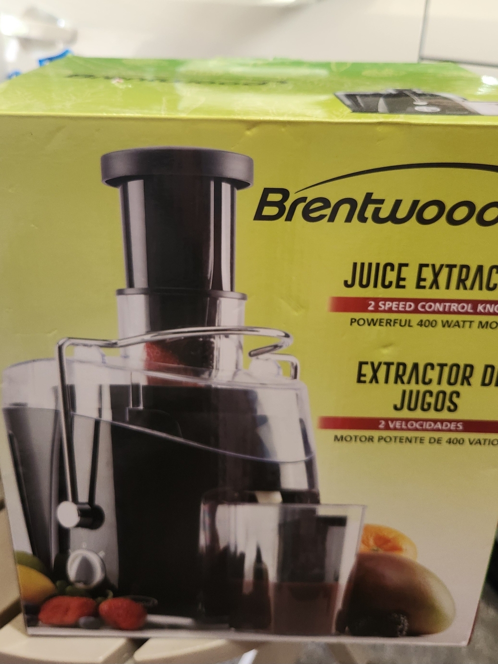 Brentwood Juice Extractor - Black with Clear Components